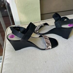 Franco Sarto Black and Gray Wedge Sandals with Adjustable Straps( never worn)